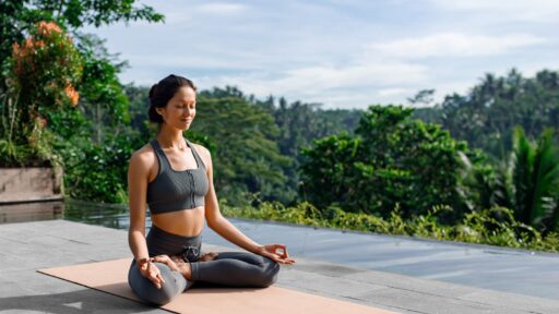 5 Aplikasi Apple Watch Terbaik untuk Praktisi Yoga yang Perlu Anda Coba