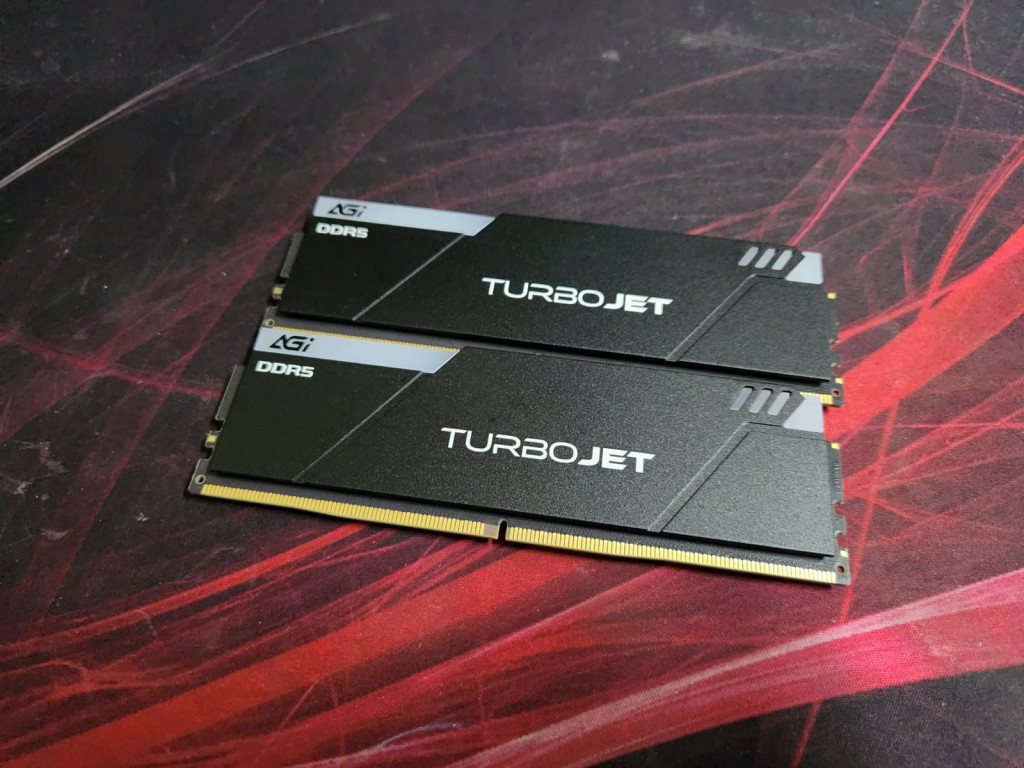 AGI UD858 Turbojet 32GB Resmi Hadir dengan RAM DDR5 Solid, Tingkatkan Performa Komputer Anda!