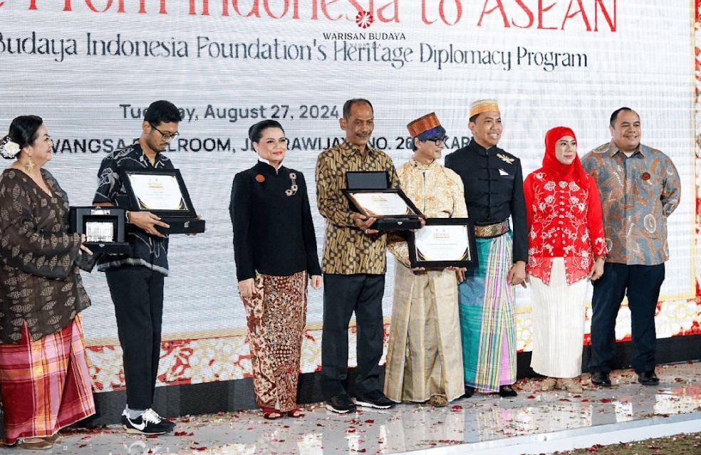 Batik: Simbol Kolaborasi dan Harmoni Indonesia dalam Meningkatkan Keterkaitan ASEAN