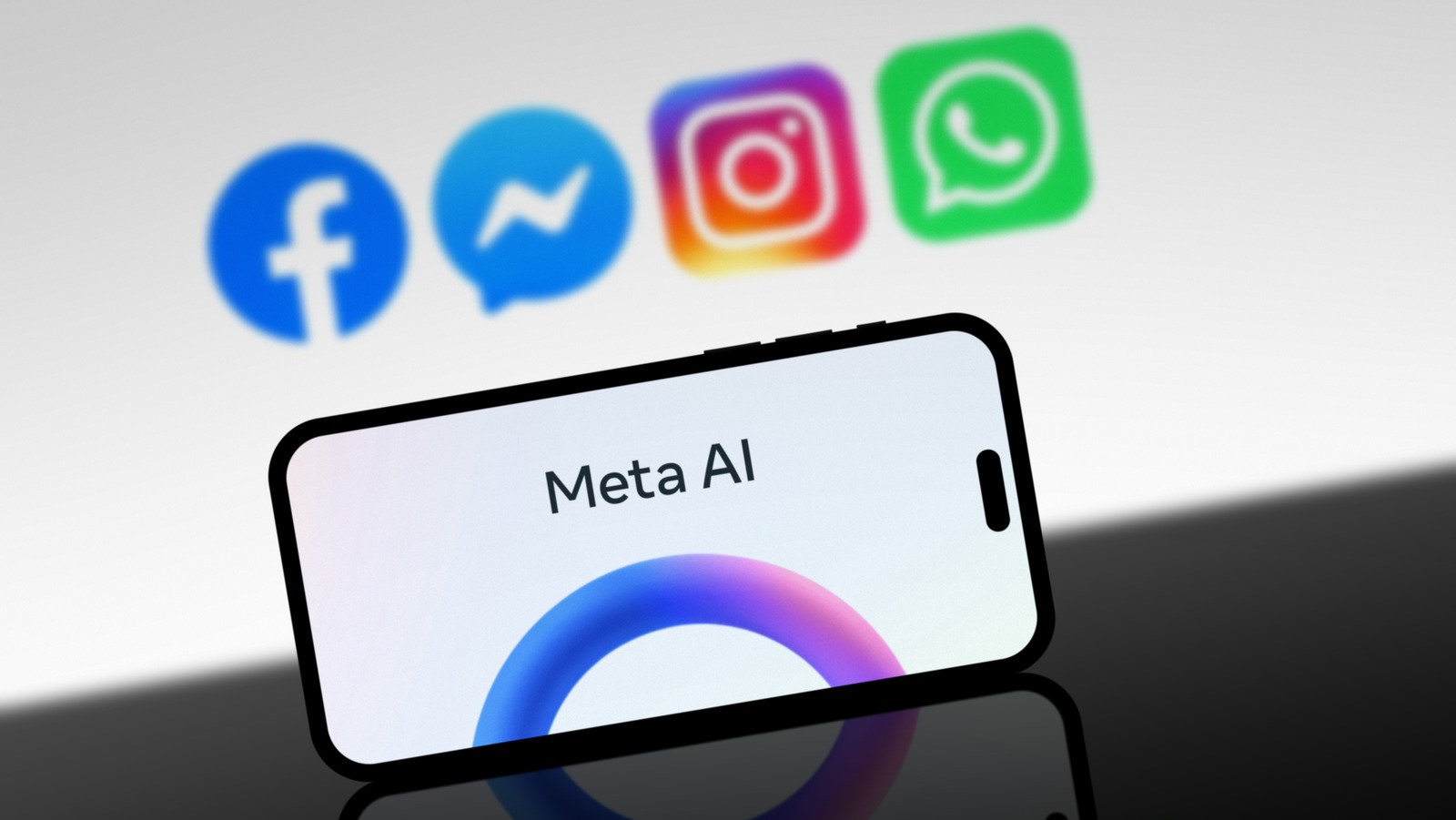 Bisakah Meta AI Dinonaktifkan di WhatsApp & Facebook Messenger? Simak Penjelasannya!