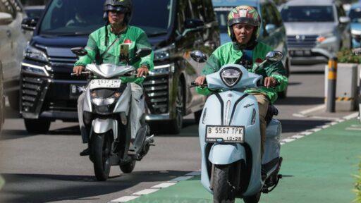 Driver Lalamove Ungkap Kisah Mencolok: Dapat 'Gaji' Rp35 Juta di Tengah Saingan Grab dan Gojek