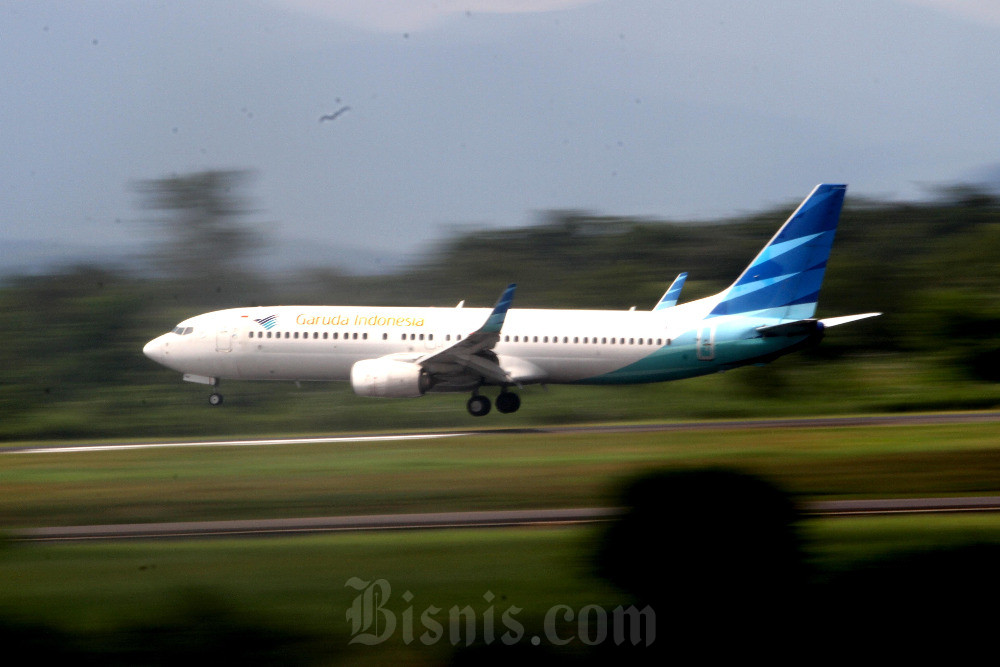 Garuda Indonesia (GIAA) Obral Tiket Umrah Mulai Rp13,9 Juta, Buruan Pesan Sekarang!