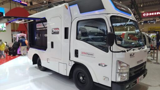 Isuzu Catat 634 SPK di GIIAS 2024, Model Elf Sumbang 50% dari Surat Pemesanan Kendaraan