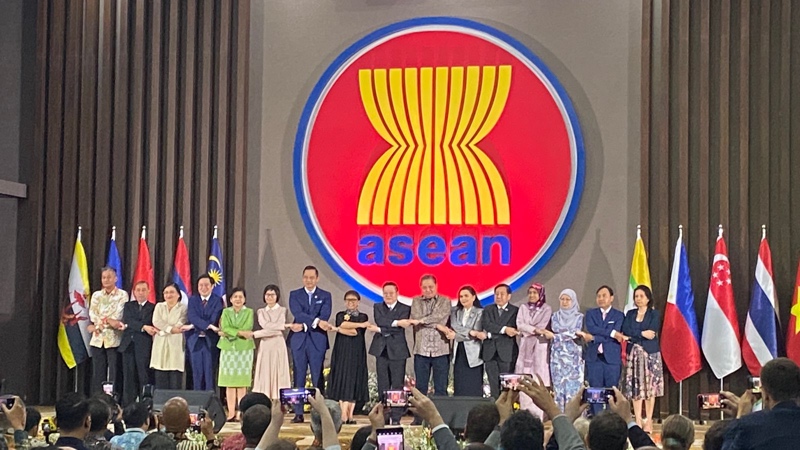 Menlu Retno Ucapkan Terima Kasih untuk ASEAN pada Perayaan Ultah ke-57