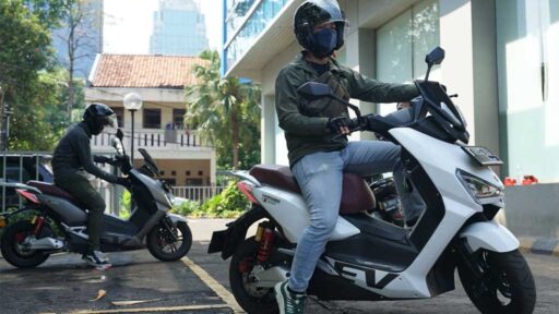 Motor Listrik Ini Kian Agresif Gelar Roadshow dan Test Ride di Berbagai Kota