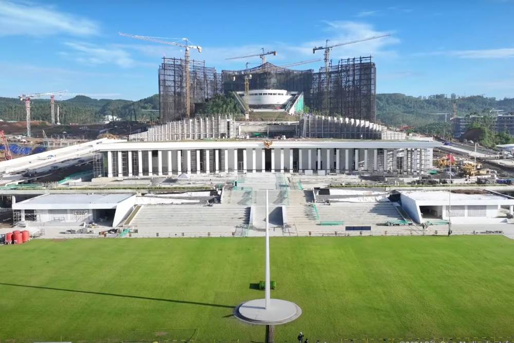 Nyoman Nuarta Ungkap Makna Mistis Sayap Garuda Memeluk di Istana IKN