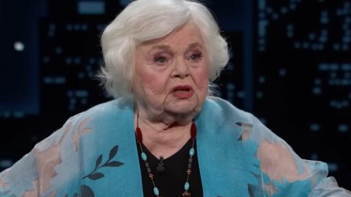 Profil June Squibb: Masih Berkarya di Dunia Film di Usia 94 Tahun