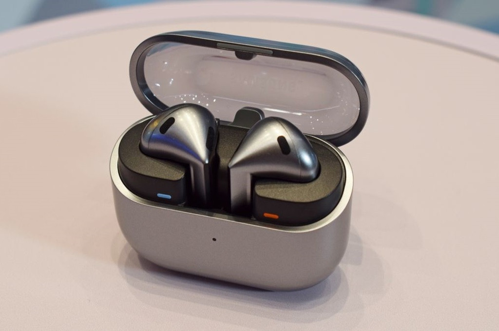 Samsung Ungkap Alasan Desain Berbeda pada Galaxy Buds 3 Series yang Mencuri Perhatian