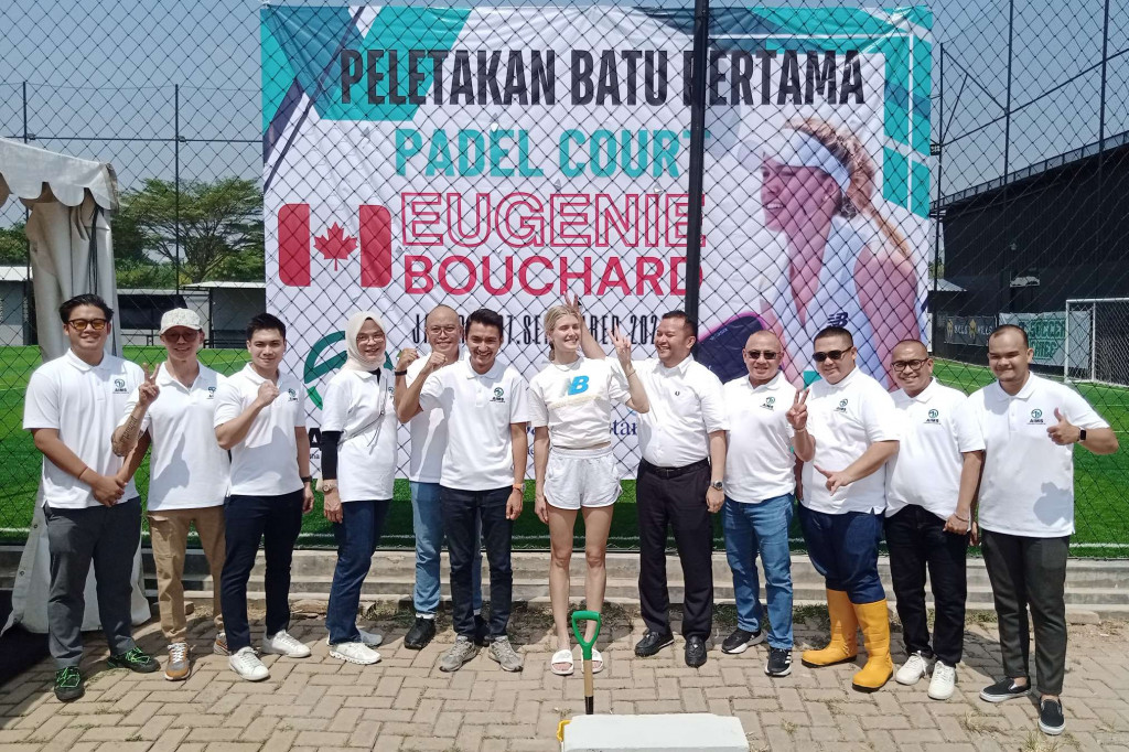 Bintang Tenis Kanada Eugenie Bouchard Resmikan Pembangunan Lapangan Padel di Jakarta