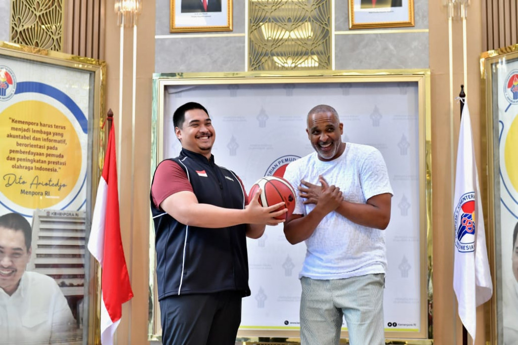 Dito Harap Handy Dapat Bantu Kembangkan Olahraga Basket di Indonesia