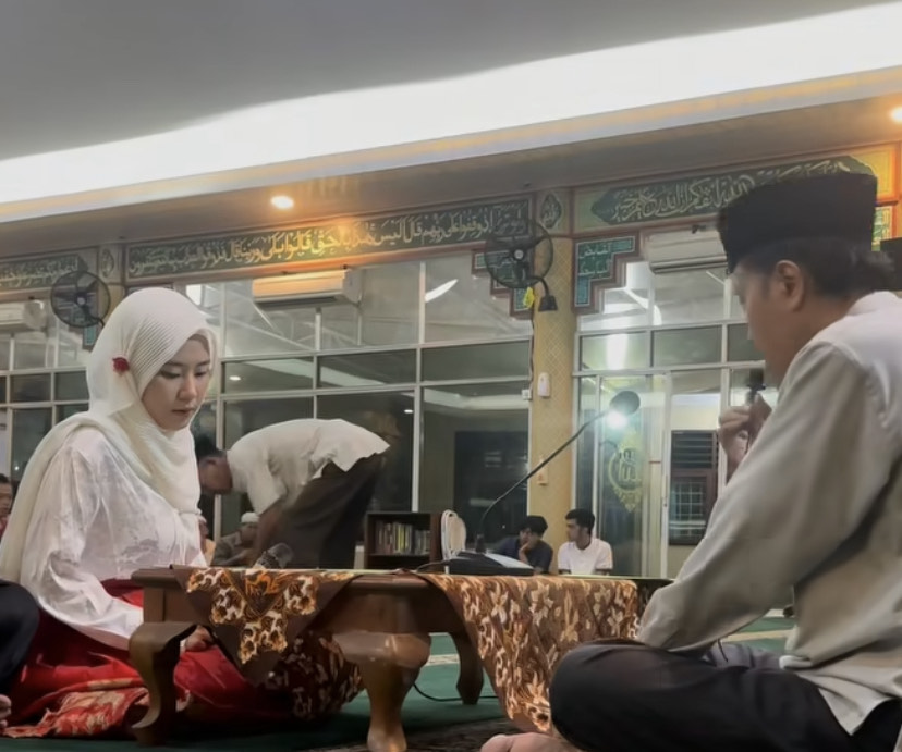 Gamer Listy Chan Resmi Mualaf di Hari Kelahiran Nabi Muhammad, Sorotan Publik Meningkat