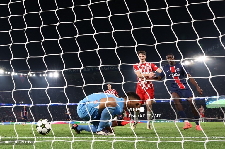 Gol Bunuh Diri Bantu Les Parisiens Raih Tiga Poin Dalam Pertandingan Sengit