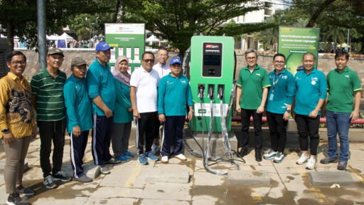 Kini Di Parkiran Masjid Istiqlal Tersedia SPKLU untuk Kendaraan Listrik Pengunjung