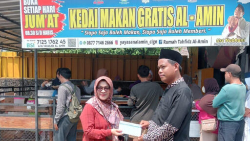 Krakatau Jasa Logistik Sediakan Dukungan Finansial bagi Pesantren Binaan