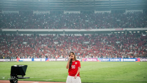 Lirik Lagu 'Berkibarlah Bendera Negeriku' Dinyanyikan Raisa di GBK Usai Laga Indonesia Vs Australia