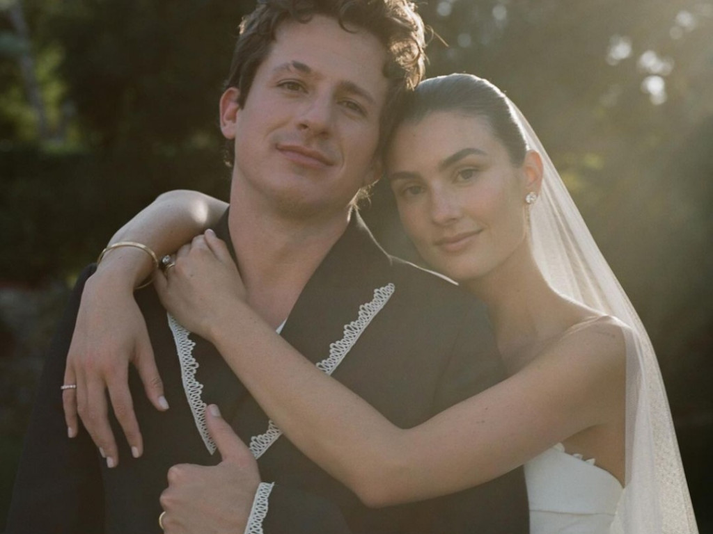 Selamat! Charlie Puth Resmi Menikah dengan Brooke Sansone dalam Acara Mewah yang Haru