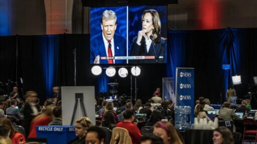 Trump Tolak Tantangan Berdebat Lagi dari Harris Jelang Pilpres AS 2024