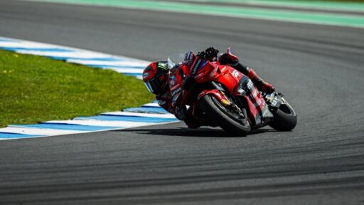 Bagnaia Menghadapi Kesulitan Kejar Marquez dan Martin di Phillip Island, Ini Penyebabnya