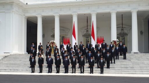 Daftar Menteri Termuda di Kabinet Merah Putih: Siapa Saja yang Memimpin di Usia Muda?