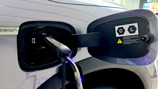 Dua Pilihan Skema Home Charging untuk Konsumen Mobil Listrik yang Harus Diketahui