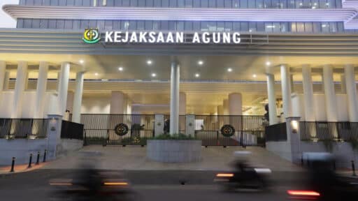 Kejaksaan Jadi Lembaga Hukum Paling Dipercaya Publik: Apa Penyebabnya?