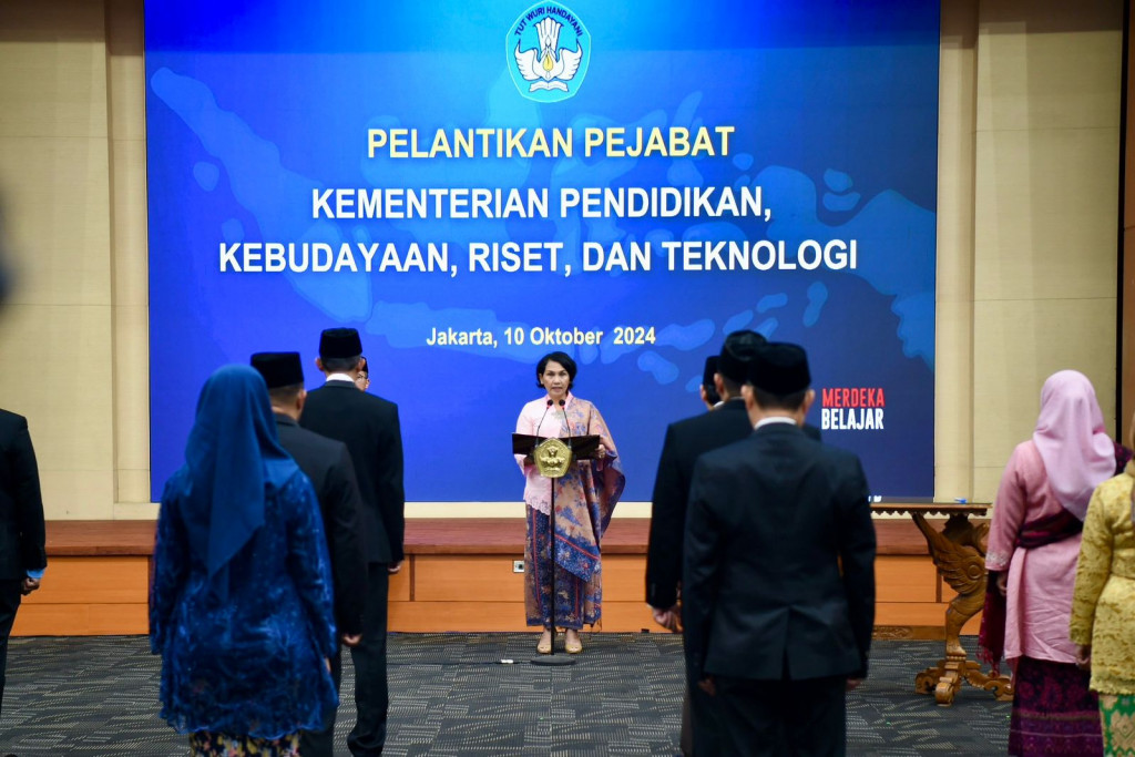 Komitmen Pendidikan: Kemendikbudristek Lantik Rektor Udayana dan Politeknik Ujung Pandang