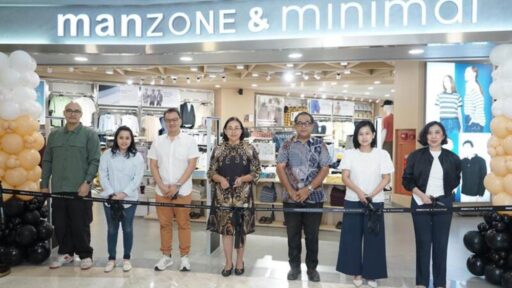 Manzone (ZONE) Hermanto Tanoko Resmi Buka Gerai Gabungan Pertama di Makassar