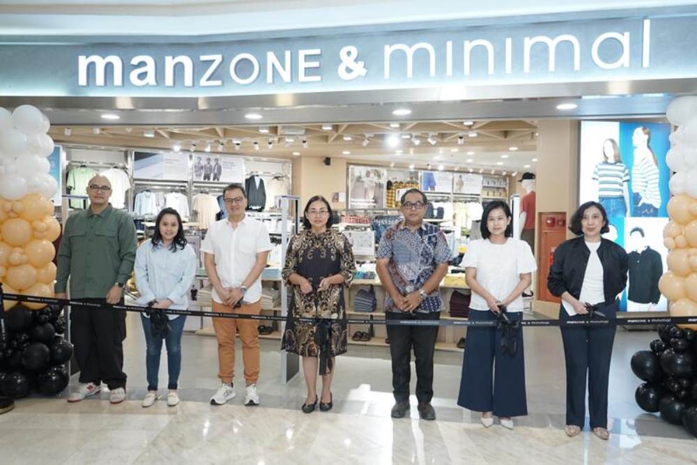 Manzone (ZONE) Hermanto Tanoko Resmi Buka Gerai Gabungan Pertama di Makassar