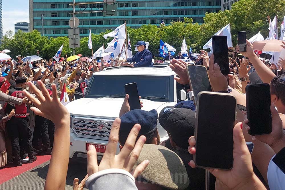 Penampakan Maung Garuda: Mobil Pindad Tunggangan Prabowo Menuju Istana Negara