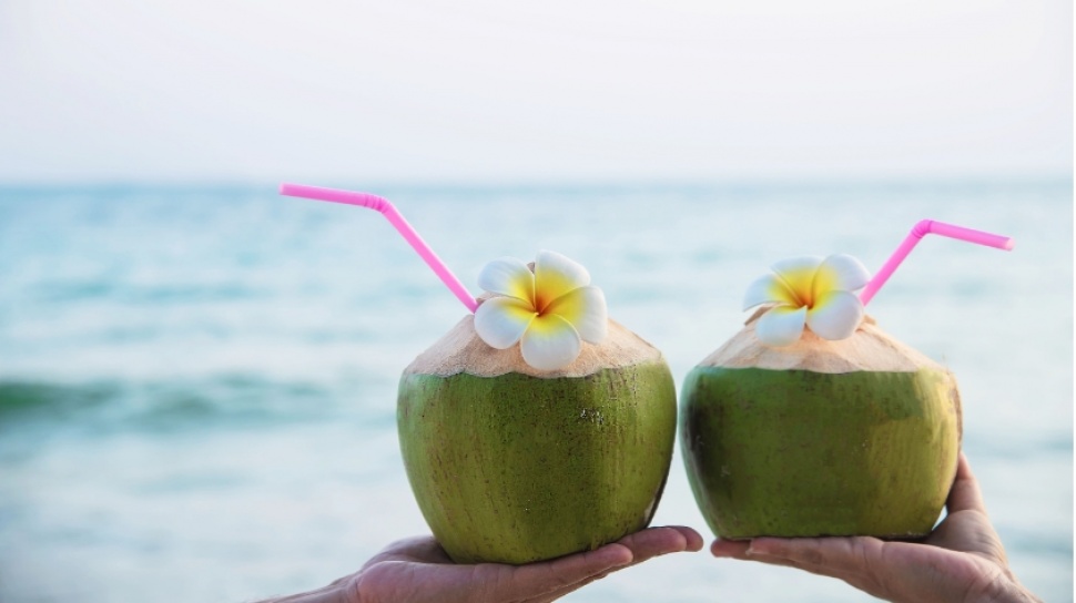 Penting! Alasan Penderita Ginjal Sebaiknya Tak Minum Air Kelapa demi Kesehatan