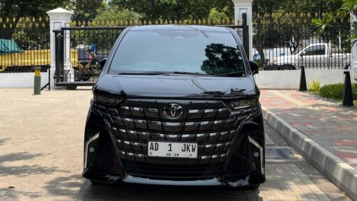 Prabowo-Gibran Kompak Naik Alphard ke Acara Pelantikan, Simak Harga dan Spesifikasinya!