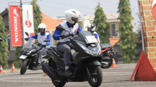 Seberapa Penting Teknik dan Postur untuk Meningkatkan Keamanan Berkendara?