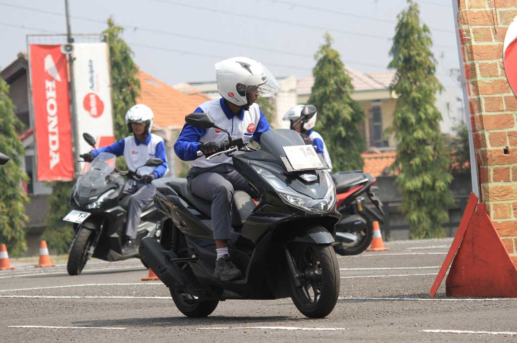 Seberapa Penting Teknik dan Postur untuk Meningkatkan Keamanan Berkendara?